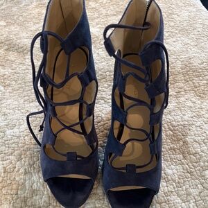 Beautiful Blue Suede Women’s Heels